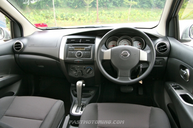 Review of nissan livina x gear #7