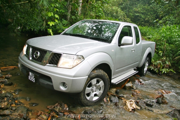 Nissan Navara King Cab Test Drive Review in Malaysia